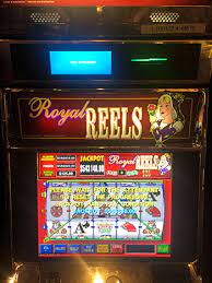 Enter the Royal Realm of Slots at Royal Reels Casino